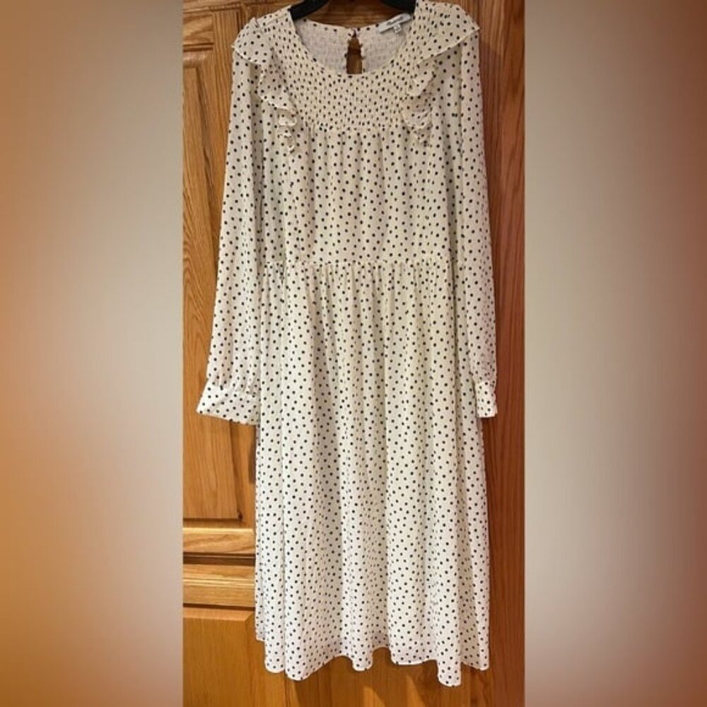 Madewell Smocked Ruffle-Shoulder Crinkled Georgette Midi Dress in Inkbrush Dots - Picture 7 of 12